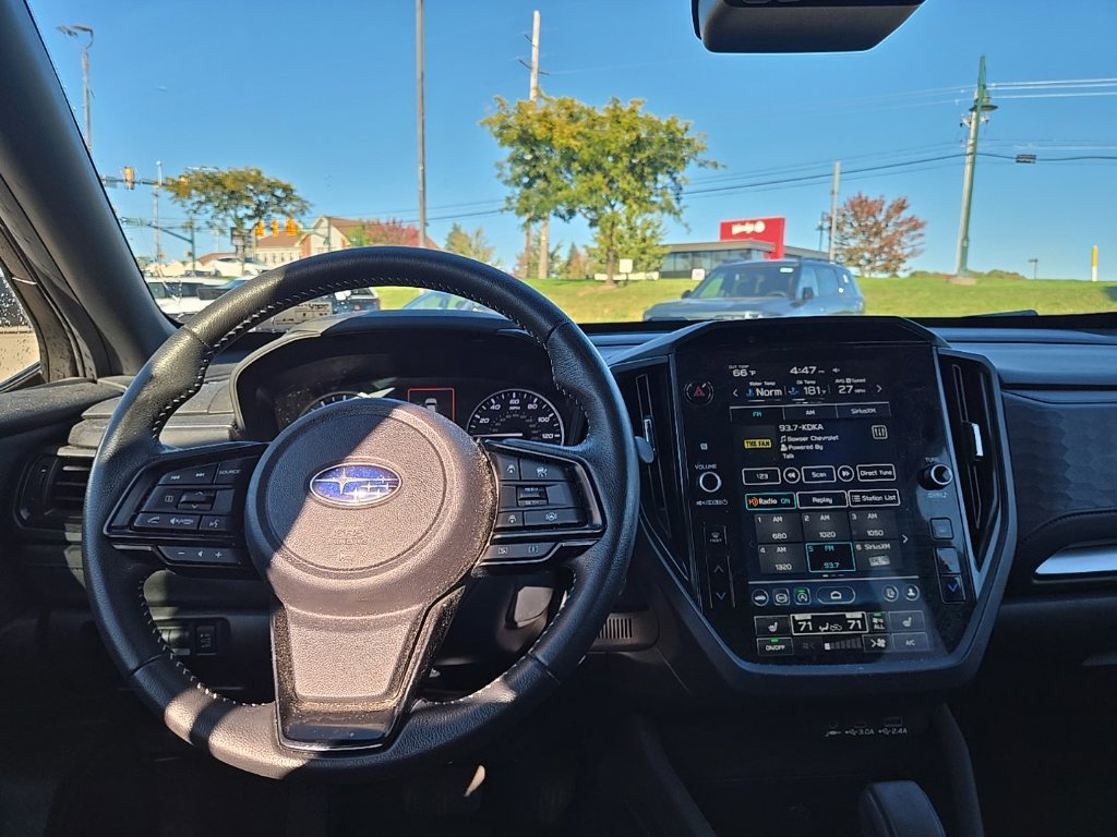 Used 2025 Subaru Forester Premium AWD/4WD image 36