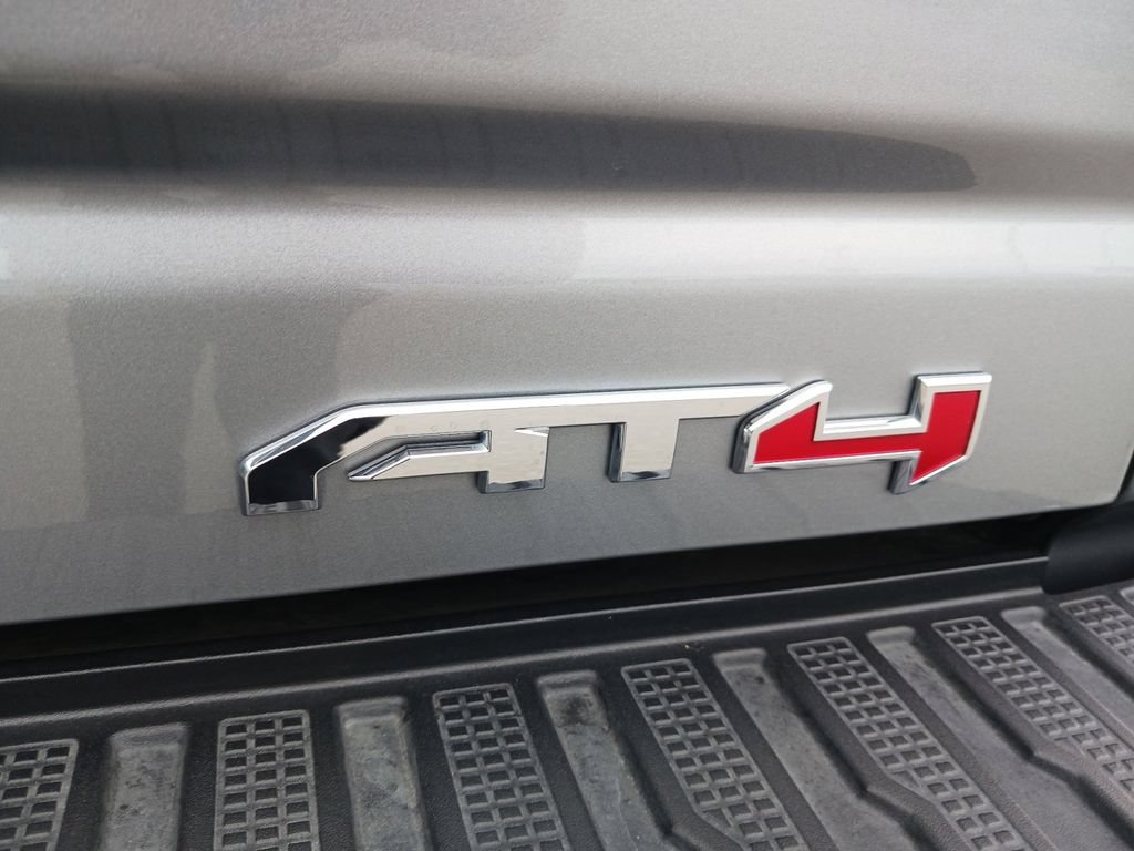 Used 2025 GMC Sierra 2500 AT4 AWD/4WD image 31