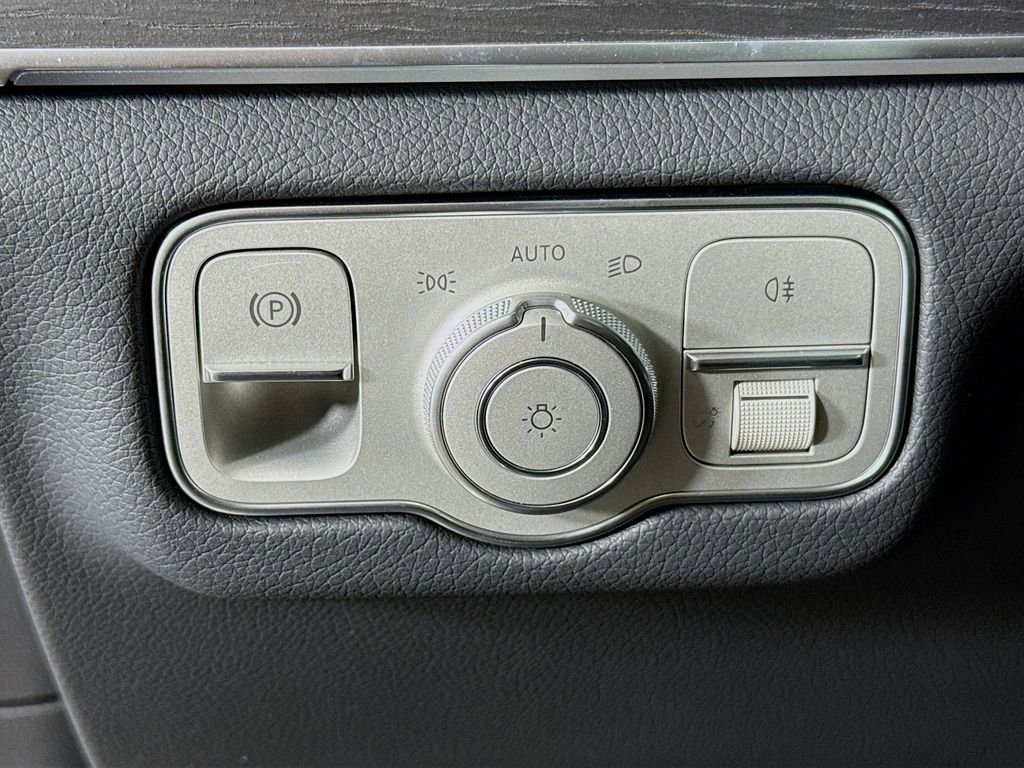 Used 2026 Mercedes-Benz GLE 350 4MATIC image 10