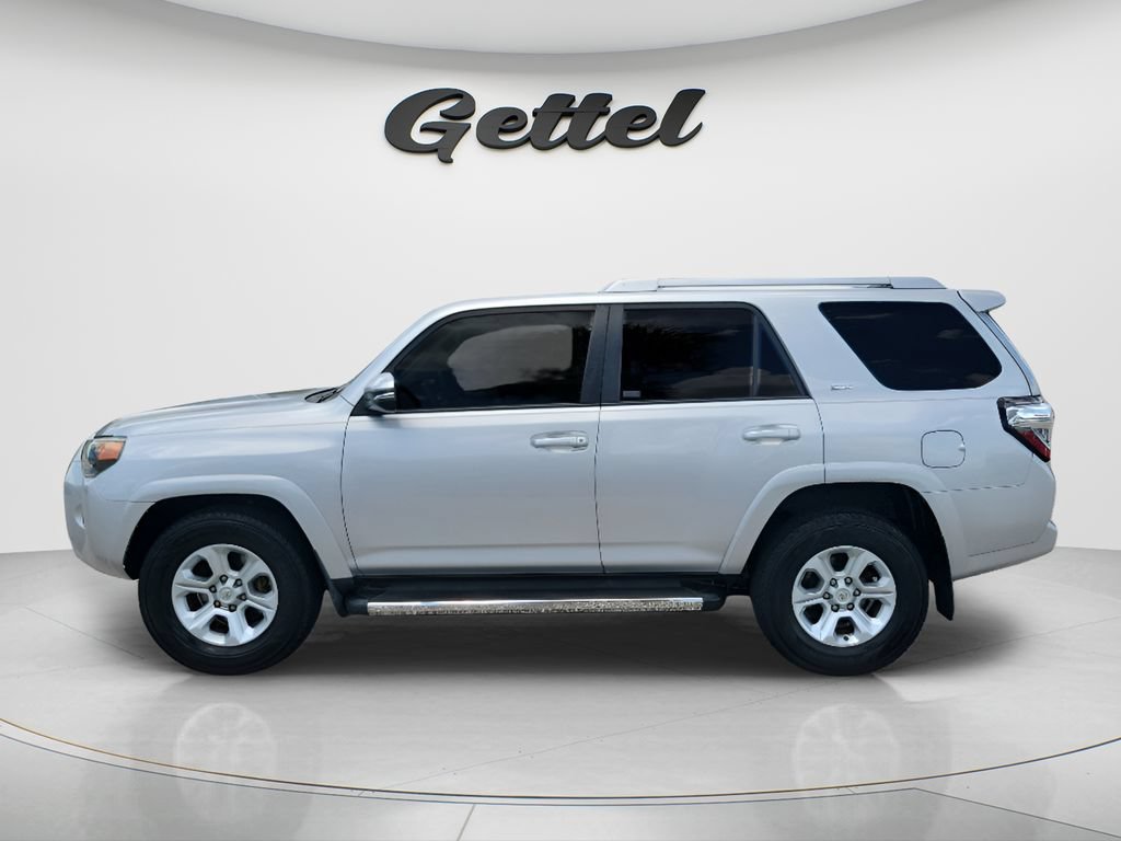 Used 2017 Toyota 4Runner SR5 Premium RWD image 8