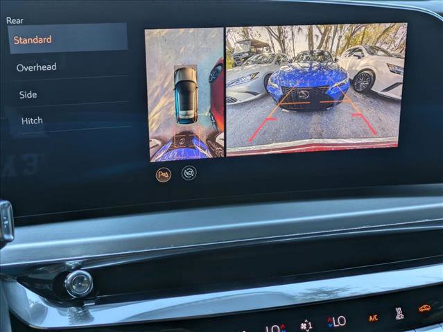 Used 2024 Cadillac Lyriq Luxury image 12