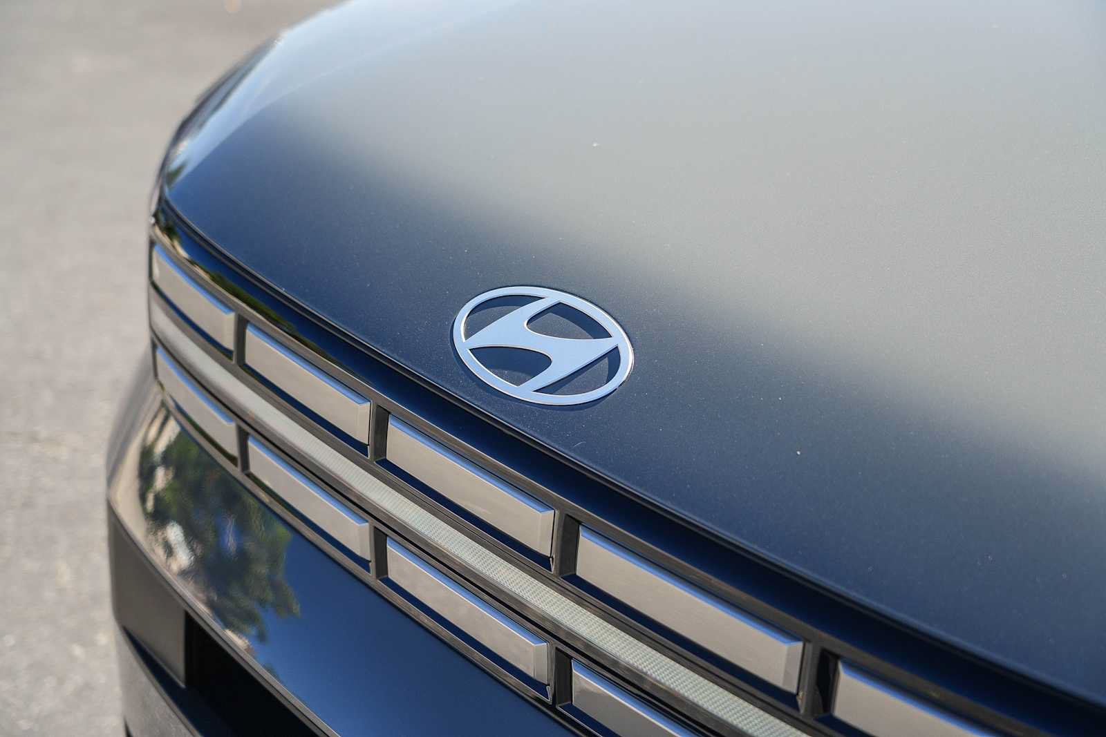 New 2027 Hyundai Santa Fe SE FWD image 3