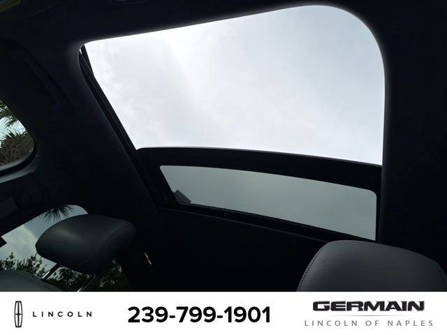 Used 2019 Lincoln Nautilus Reserve FWD image 15
