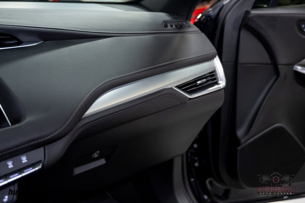 Used 2023 Cadillac XT4 Premium Luxury image 24