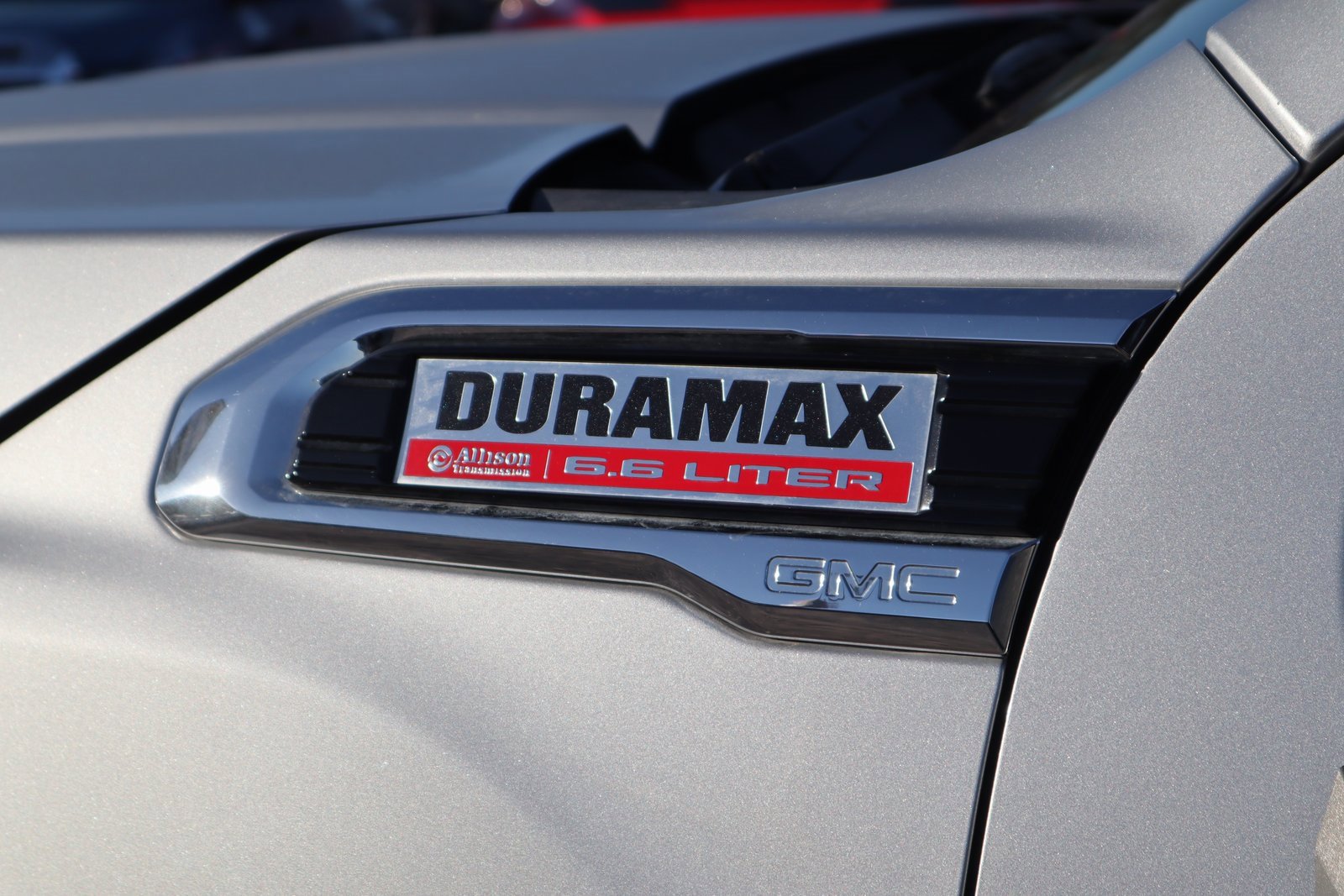 Used 2023 GMC Sierra 2500 SLE image 3