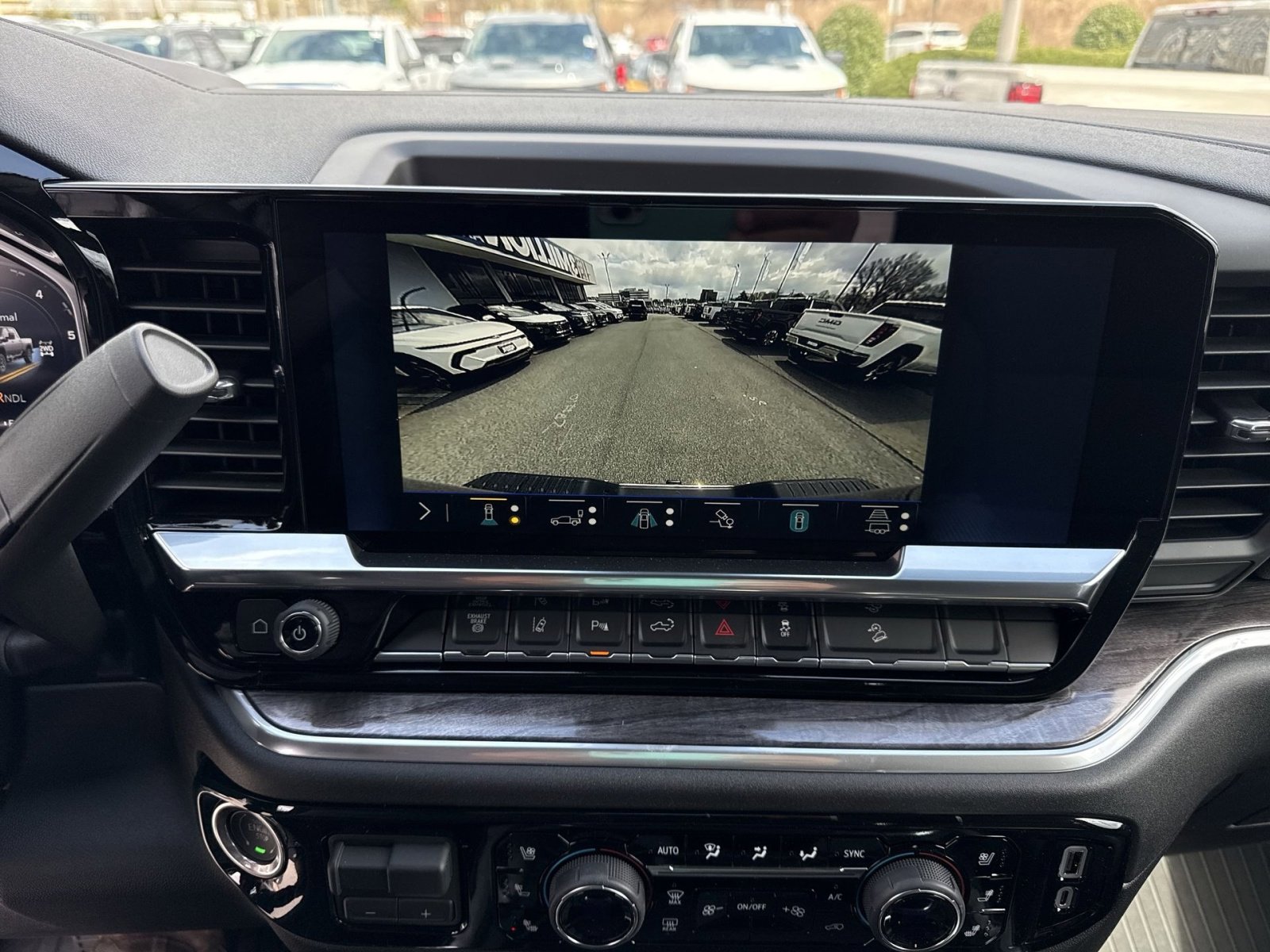 New 2026 Chevrolet Silverado 2500 LTZ w/ LTZ Plus Package AWD/4WD image 19