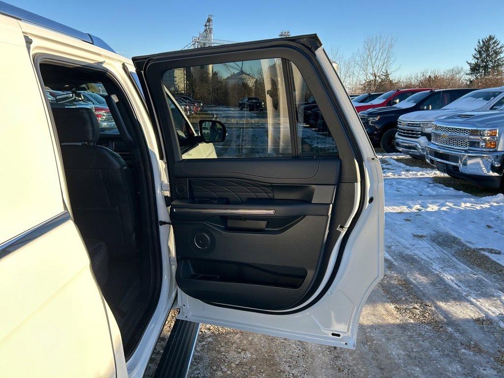 Used 2022 Ford Expedition Max Platinum image 21