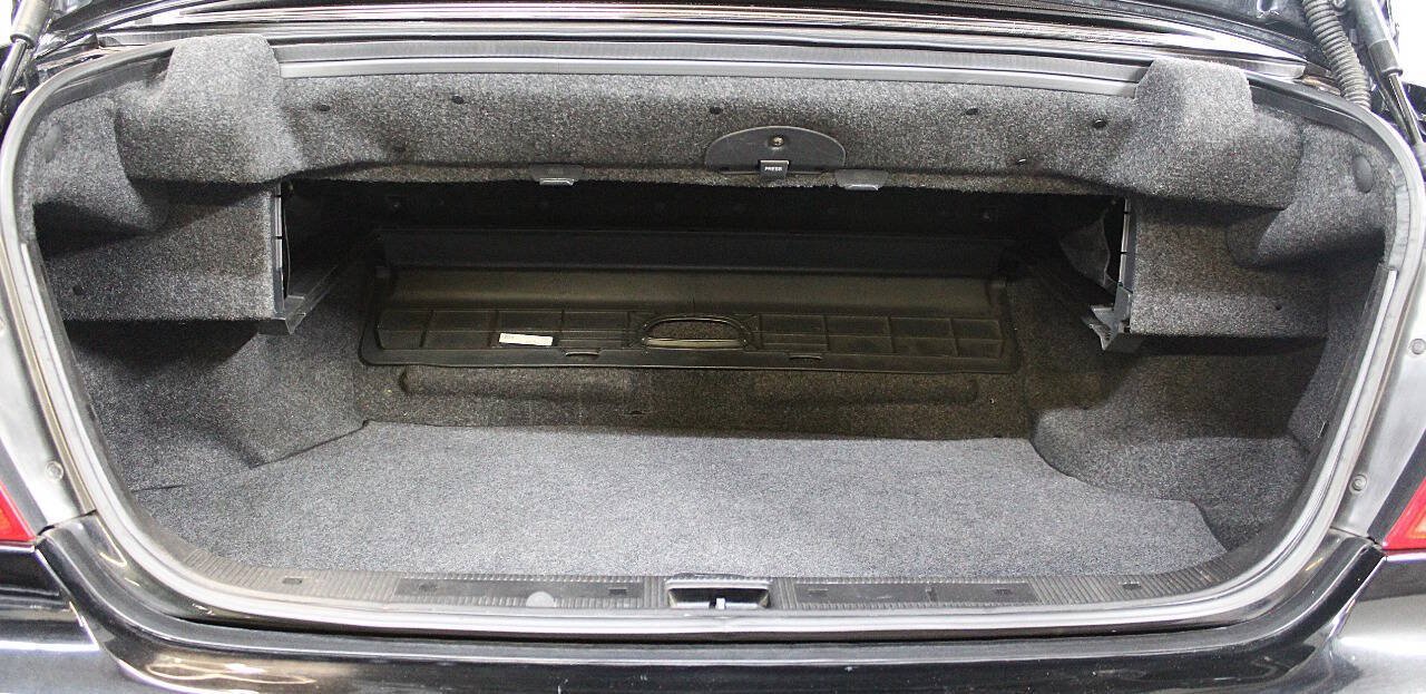 Used 2001 Mercedes-Benz CLK 320 Cabriolet image 24