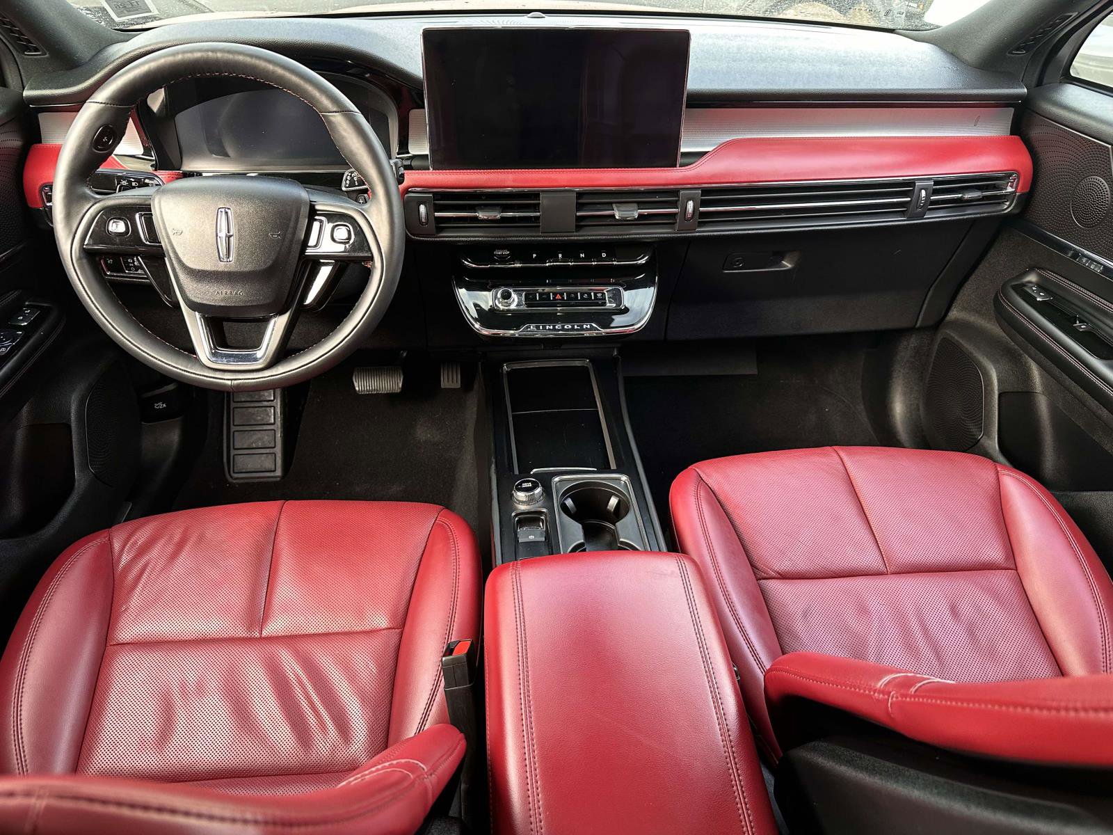 Used 2023 Lincoln Corsair Reserve w/ Equipment Group 201A image 11