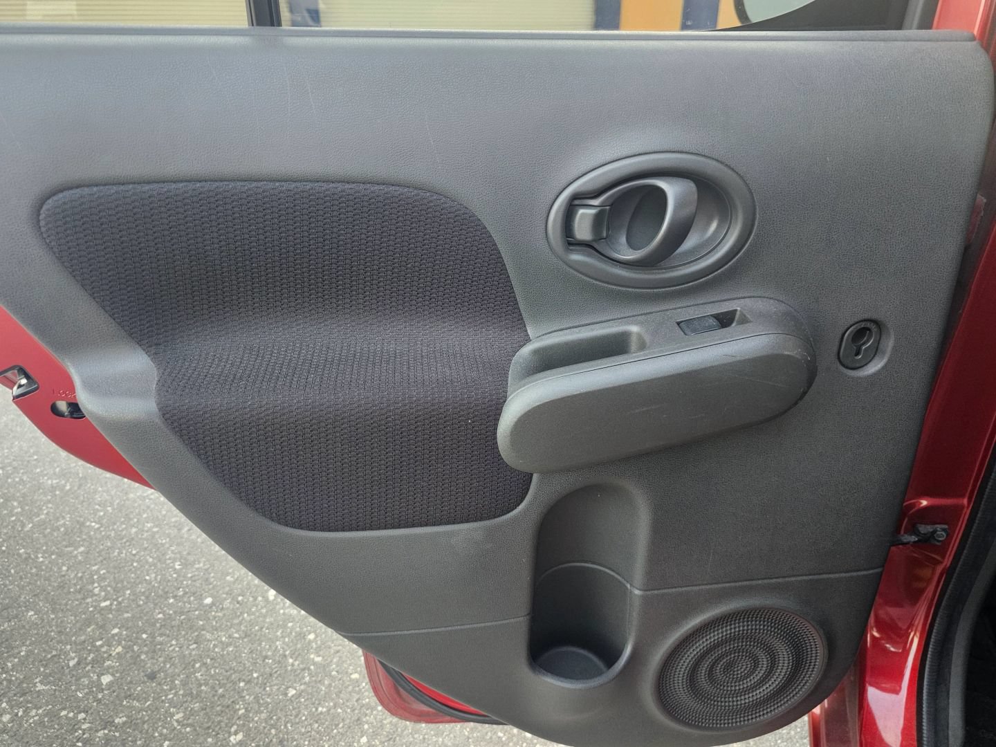 Used 2012 Nissan Cube 1.8 w/ Interior Designer Pkg FWD image 15