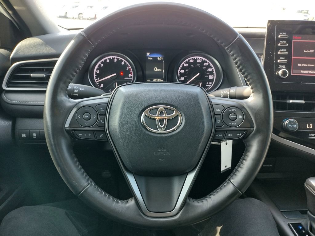 Used 2023 Toyota Camry SE FWD image 6