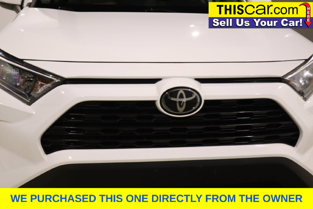Used 2019 Toyota RAV4 XLE FWD image 14