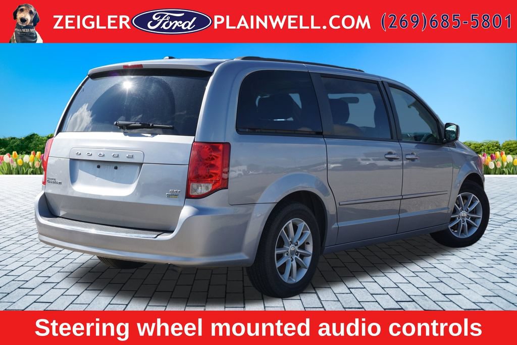 Used 2016 Dodge Grand Caravan SXT FWD image 5