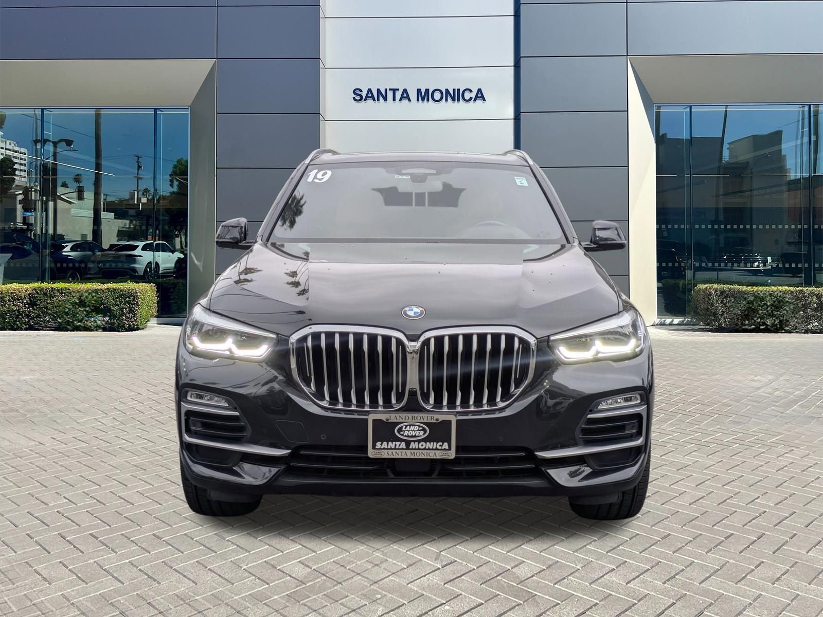 Used 2019 BMW X5 xDrive40i image 2