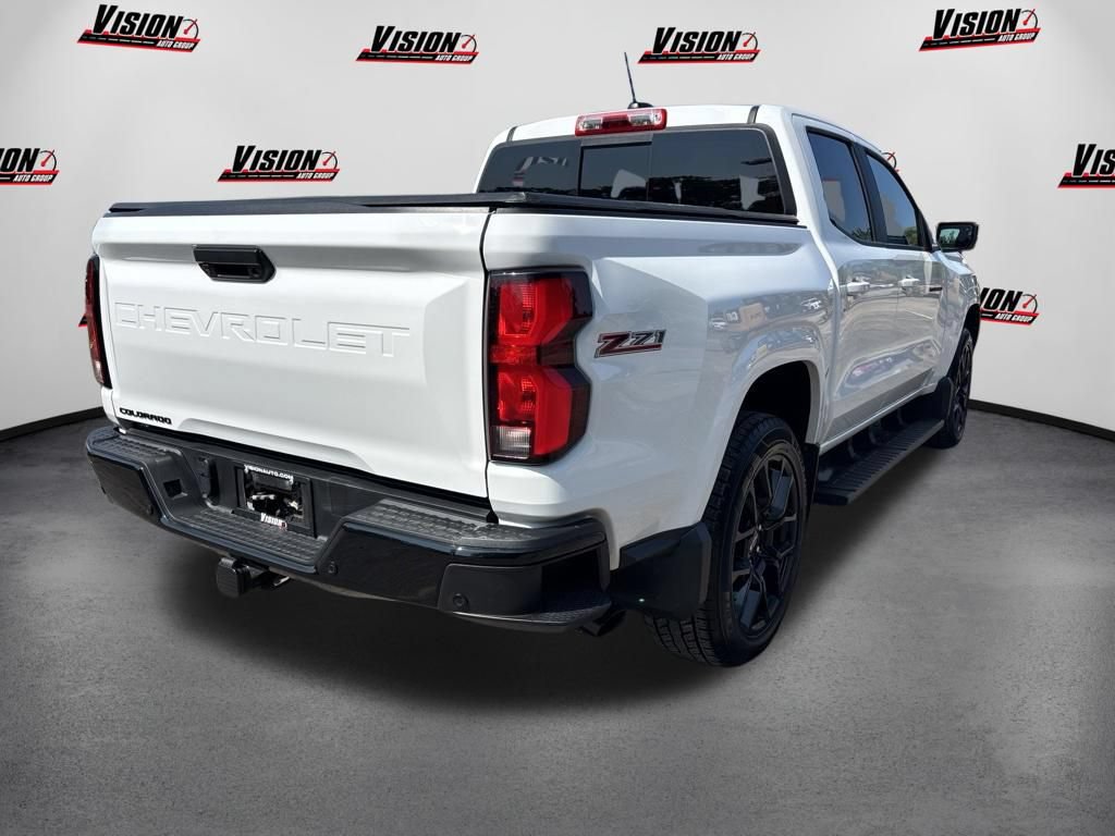Used 2024 Chevrolet Colorado Z71 w/ LPO, Dark Essentials Package AWD/4WD image 5