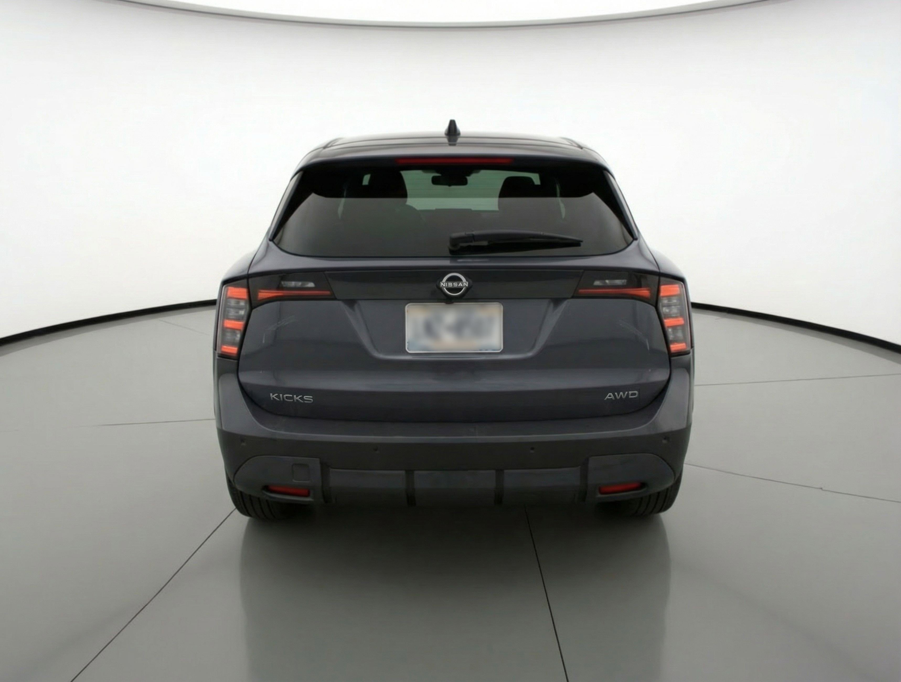 Used 2025 Nissan Kicks SV AWD/4WD image 7
