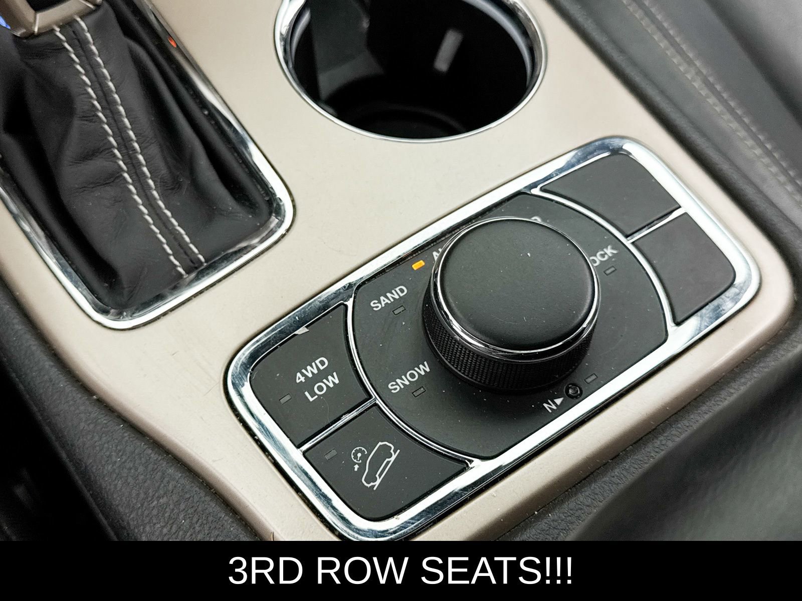 Used 2016 Jeep Grand Cherokee Limited w/ Trailer Tow Group IV AWD/4WD image 8