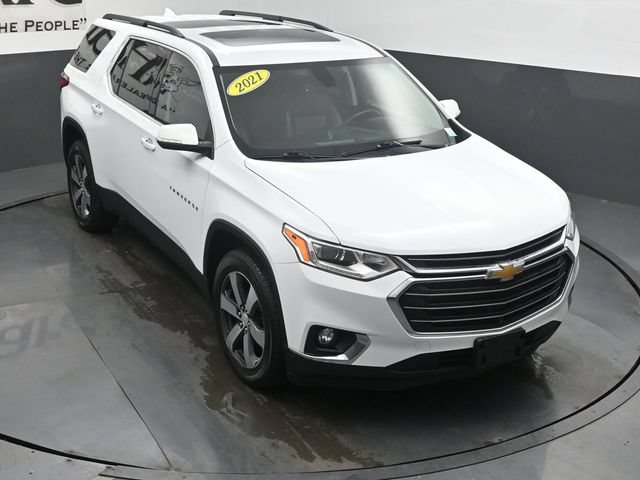 Used 2021 Chevrolet Traverse LT w/ LT Premium Package AWD/4WD image 50