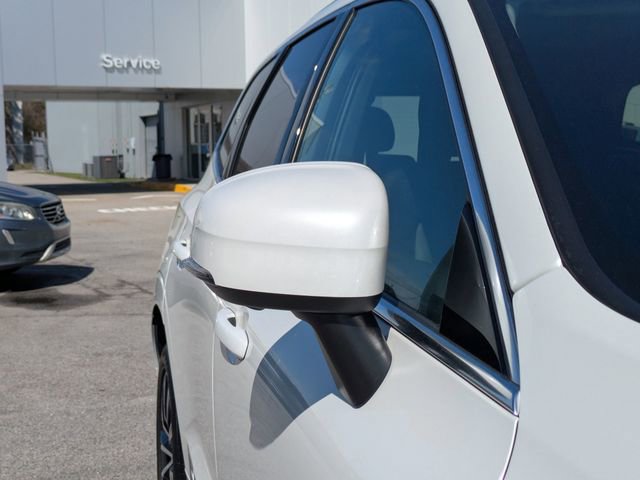 Used 2023 Volvo XC60 B5 Plus AWD/4WD image 15