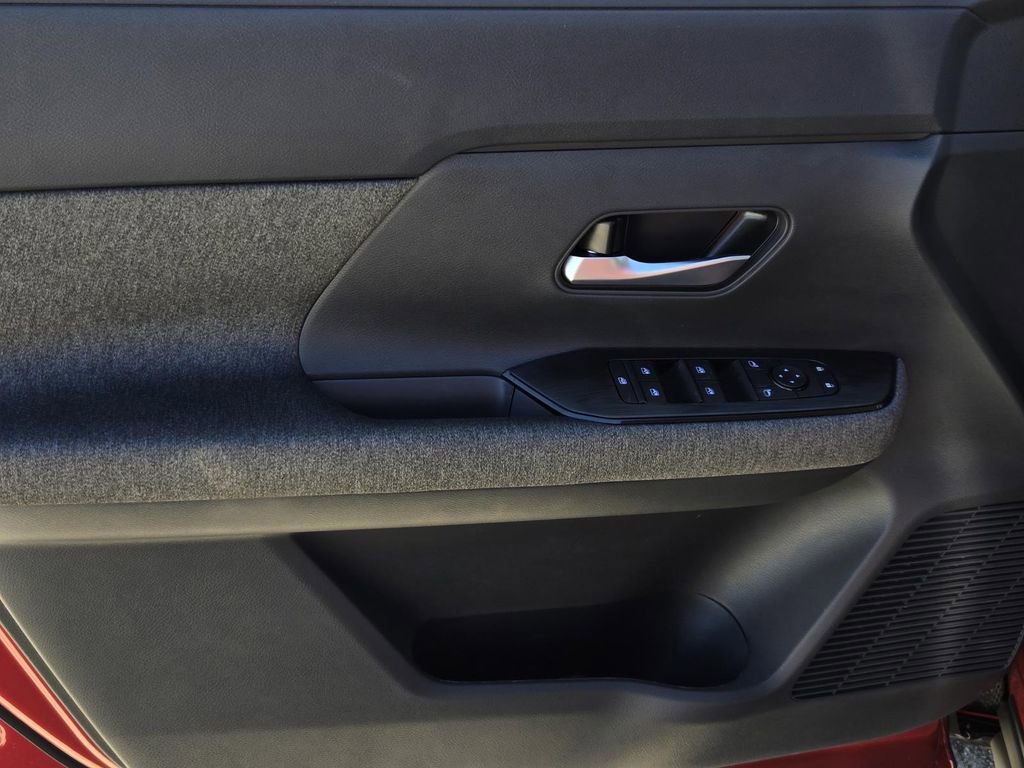 New 2026 Nissan Kicks SV image 16