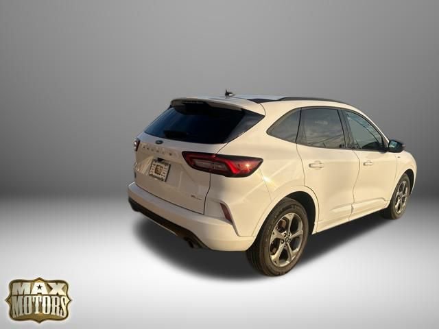Used 2023 Ford Escape ST-Line image 12