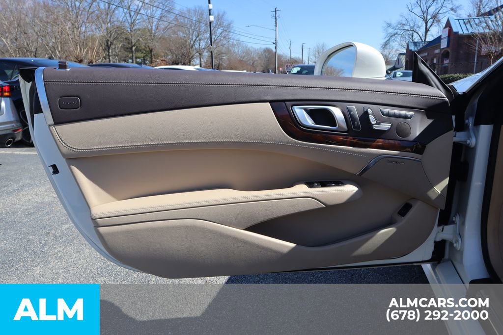 Used 2015 Mercedes-Benz SL 400 image 16