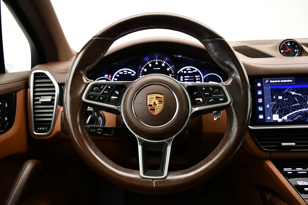 Used 2023 Porsche Cayenne Platinum Edition image 27