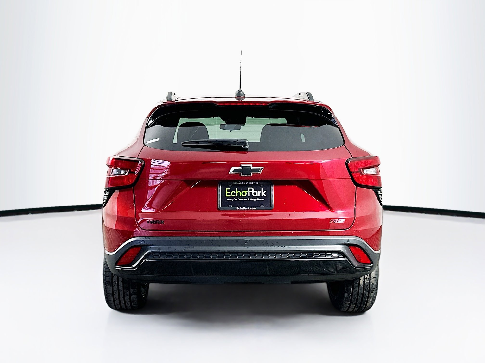 Used 2024 Chevrolet Trax RS w/ Sunroof Package image 7