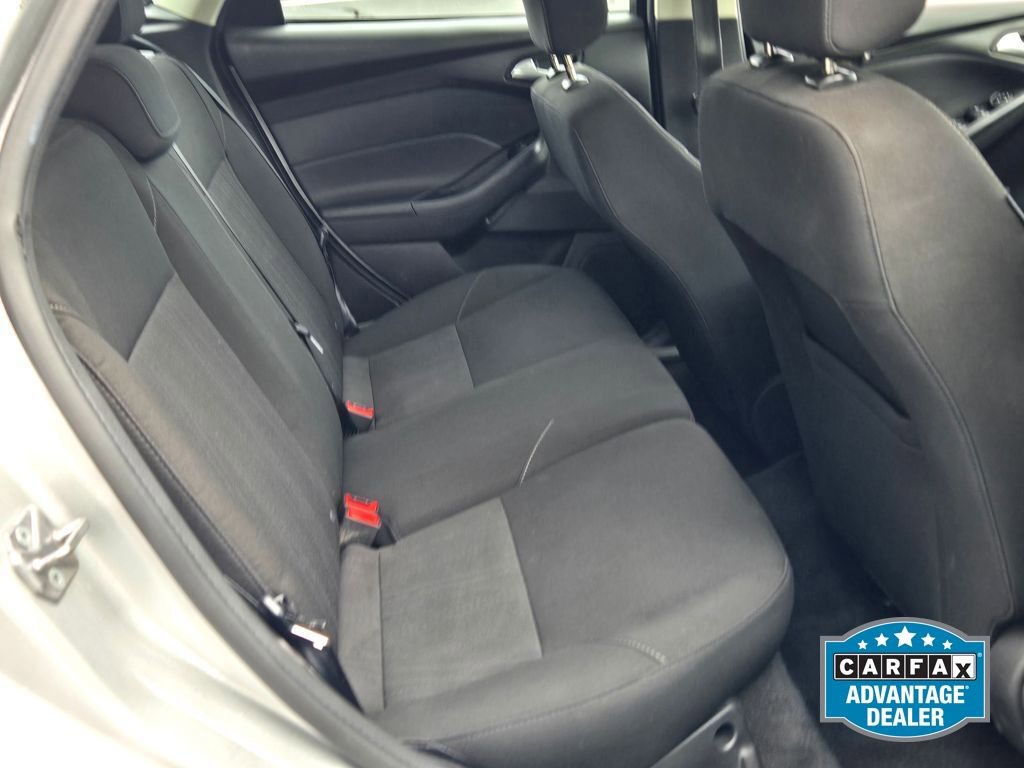Used 2018 Ford Focus SE FWD image 8