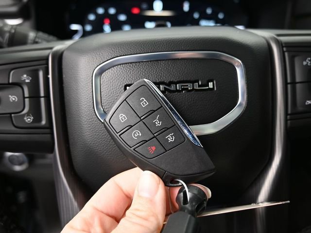 Used 2024 GMC Yukon XL Denali Ultimate image 42