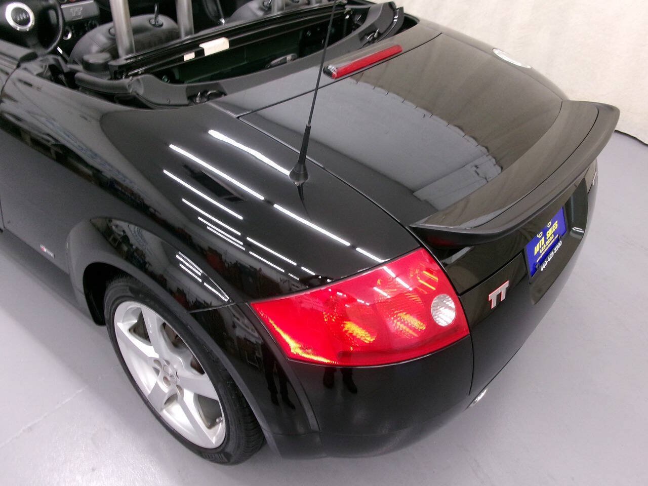 Used 2001 Audi TT 1.8T AWD/4WD image 9