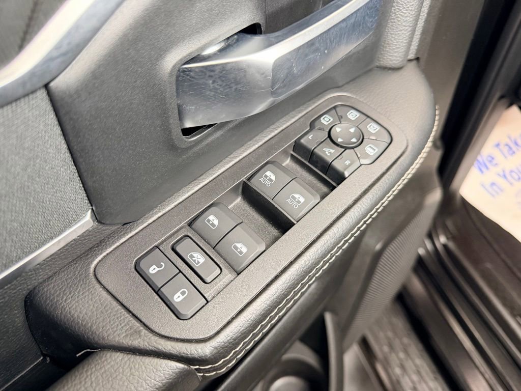 Used 2025 RAM 2500 Big Horn AWD/4WD image 4