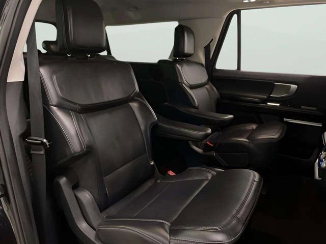 Used 2025 Ford Expedition Max Platinum AWD/4WD image 87