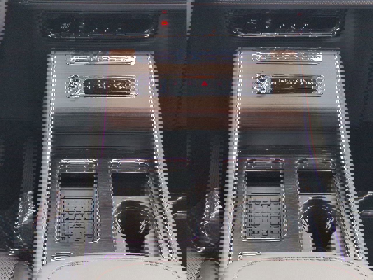 Certified 2025 Lincoln Aviator Reserve w/ Illumination Package image 19