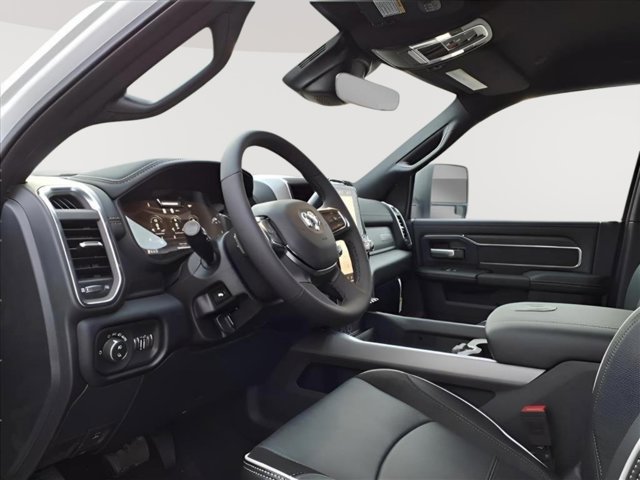 New 2026 RAM 2500 Laramie w/ Night Edition AWD/4WD image 8