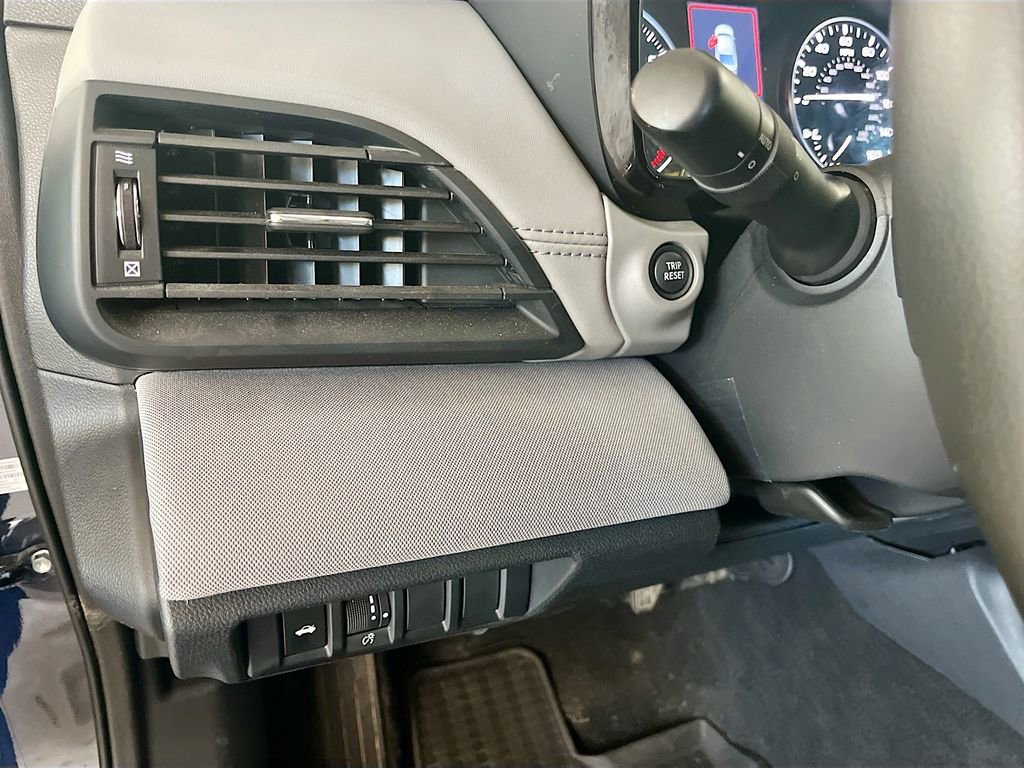 Used 2024 Subaru Legacy Premium AWD/4WD image 10