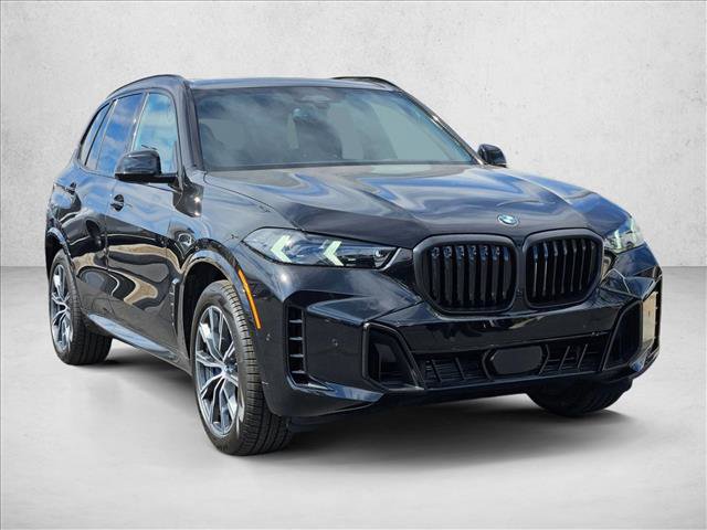 New 2026 BMW X5 xDrive40i w/ M Sport Package AWD/4WD image 7
