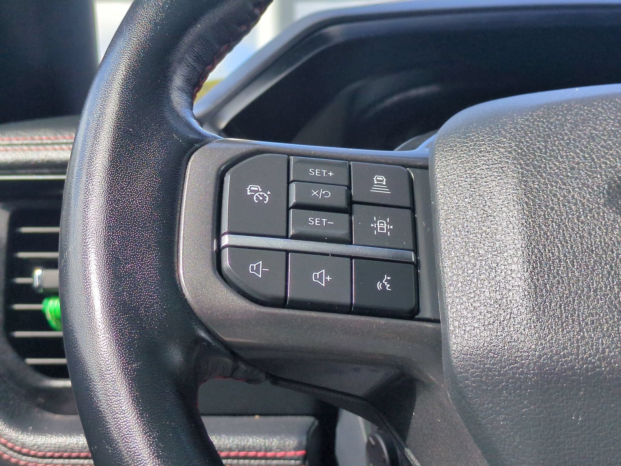 Certified 2023 Ford Expedition Limited RWD image 16