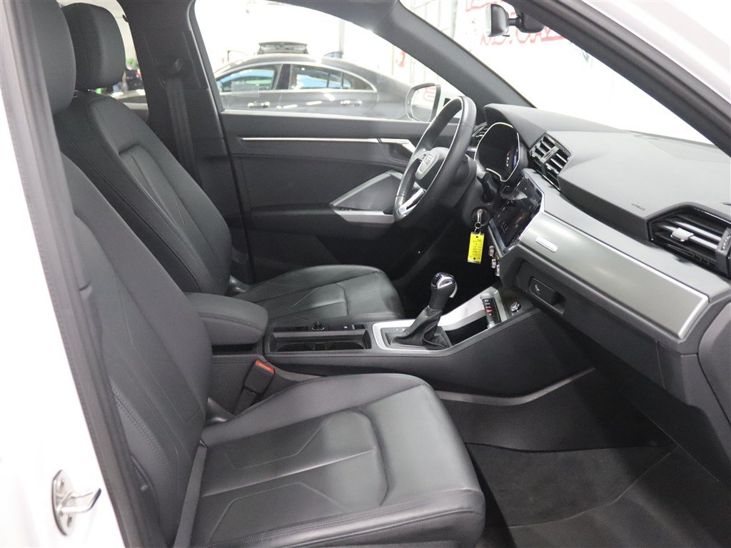 Used 2023 Audi Q3 2.0T Premium AWD/4WD image 26