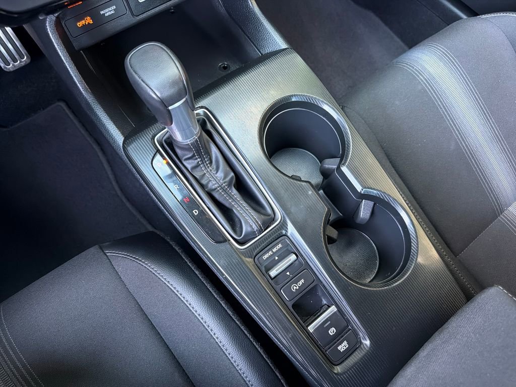 Used 2025 Honda Civic Sport image 27