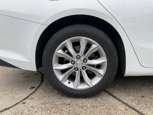 Used 2023 Chevrolet Malibu LT image 24