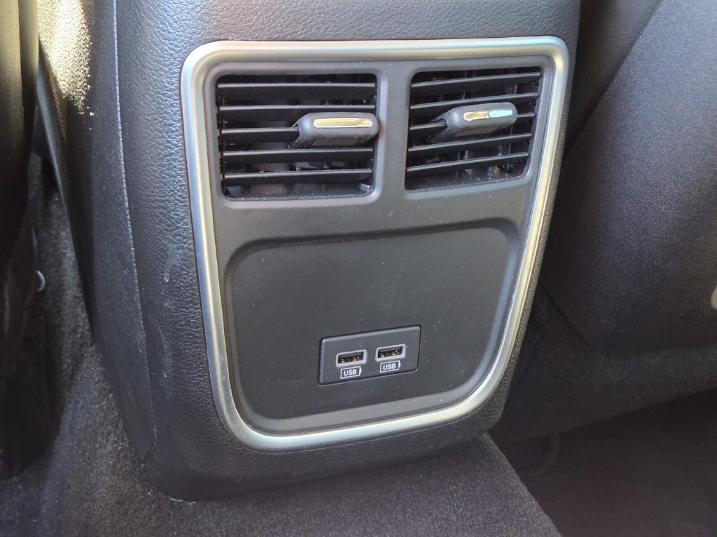Used 2022 Chrysler 300 Touring L w/ Popular Equipment Group RWD image 16