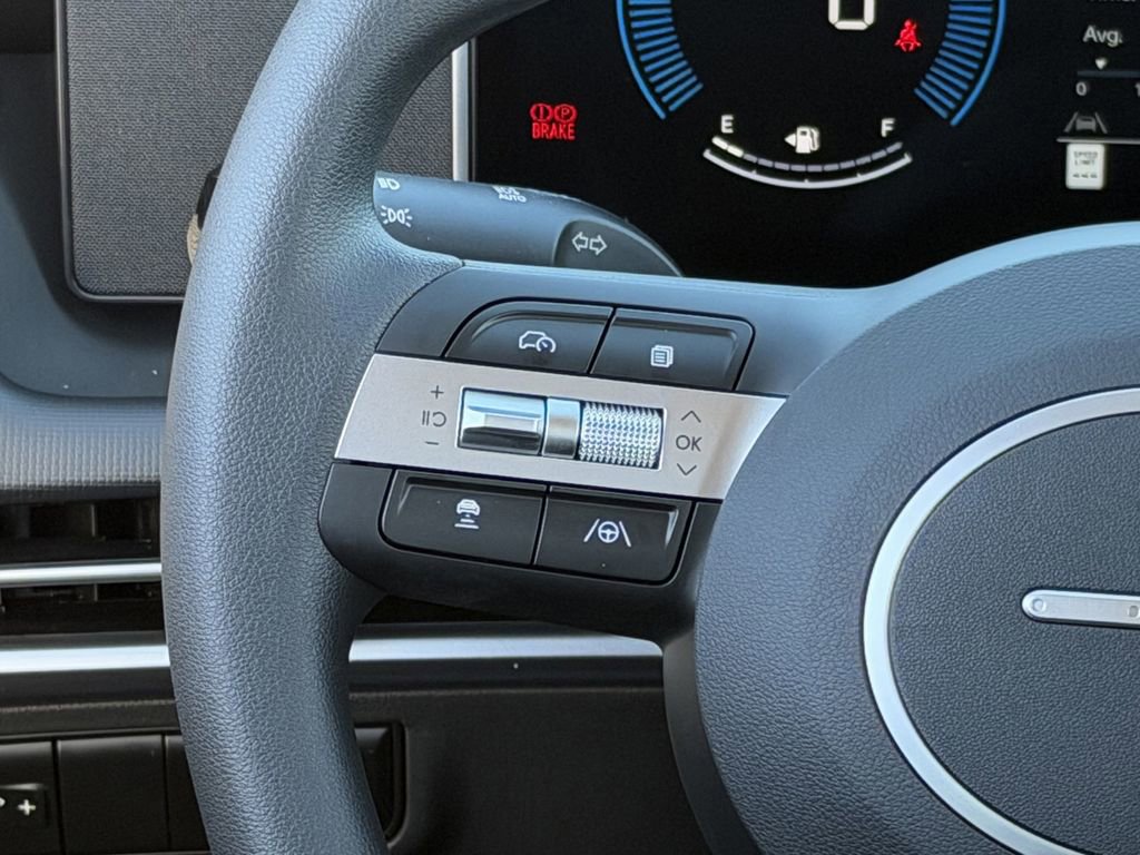 New 2026 Hyundai Tucson SE image 13