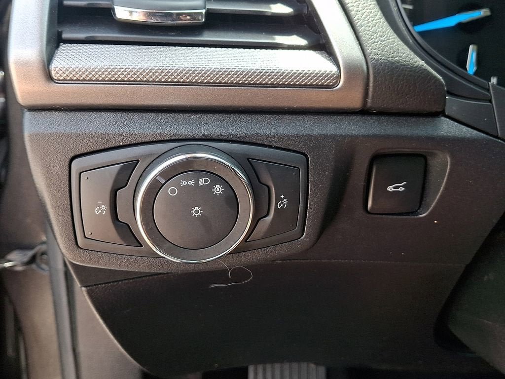 Used 2020 Ford Fusion S FWD image 28