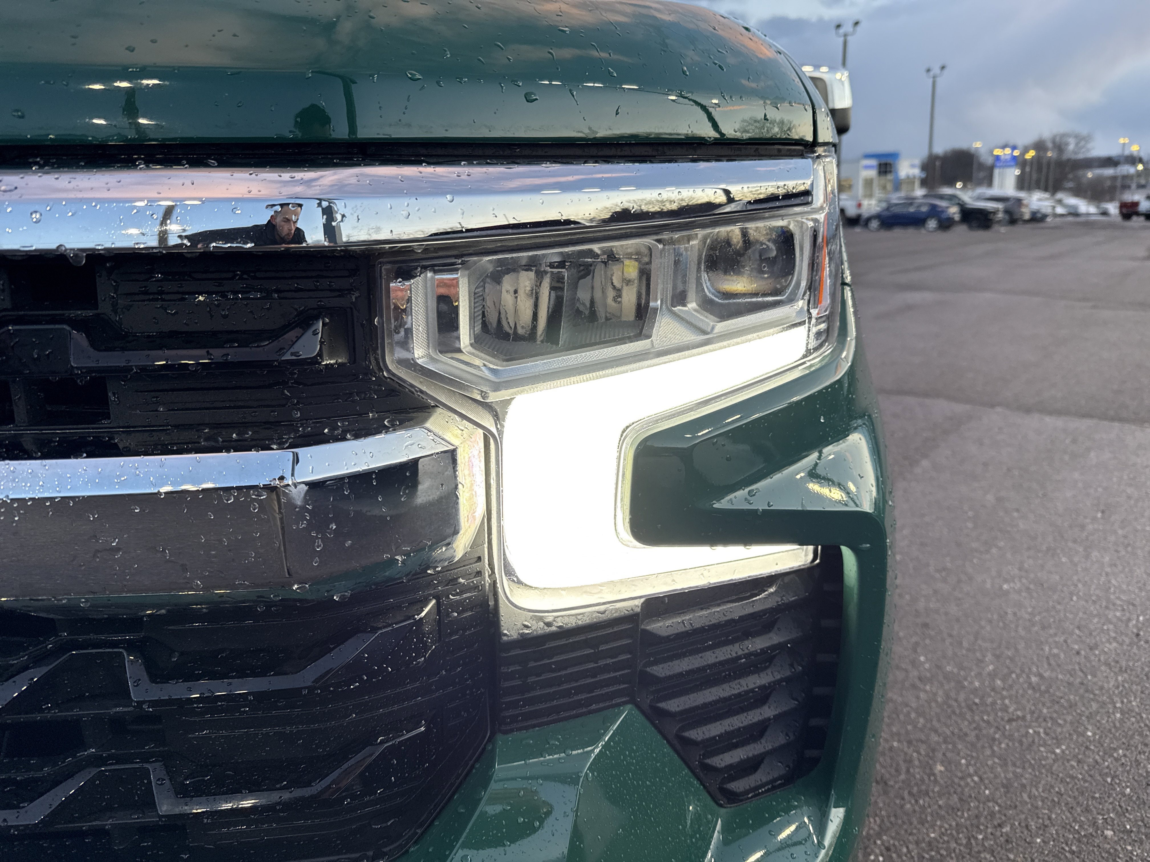 Used 2024 Chevrolet Silverado 1500 LT image 10