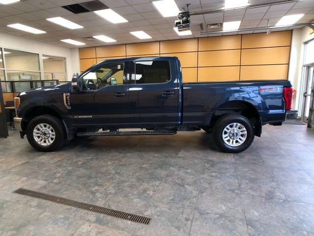 Certified 2019 Ford F250 Lariat w/ FX4 Off-Road Package AWD/4WD image 4
