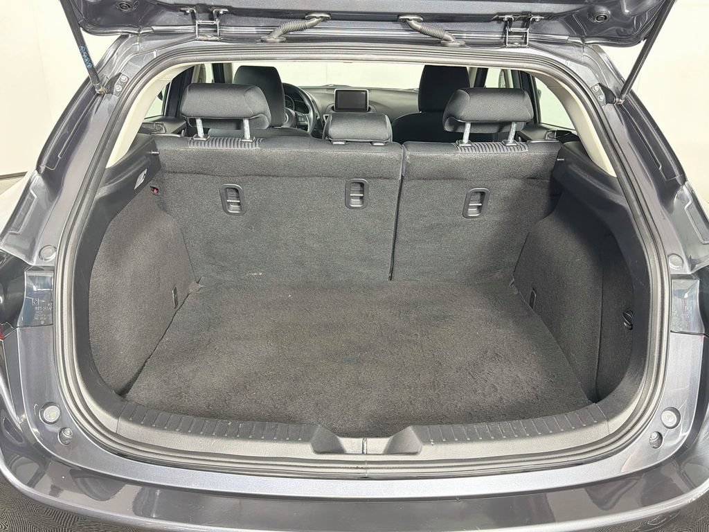 Used 2016 MAZDA MAZDA3 i Touring w/ Popular Equipment Package FWD image 26