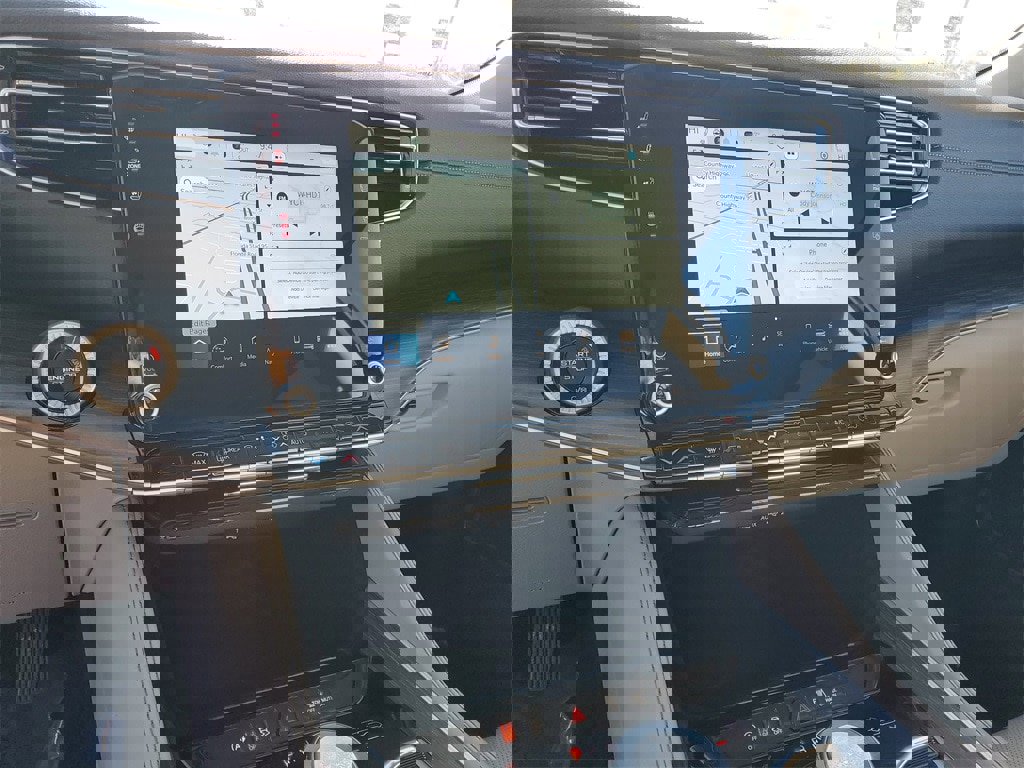 Used 2023 Jeep Wagoneer Series III w/ Preferred Equipment Group image 15