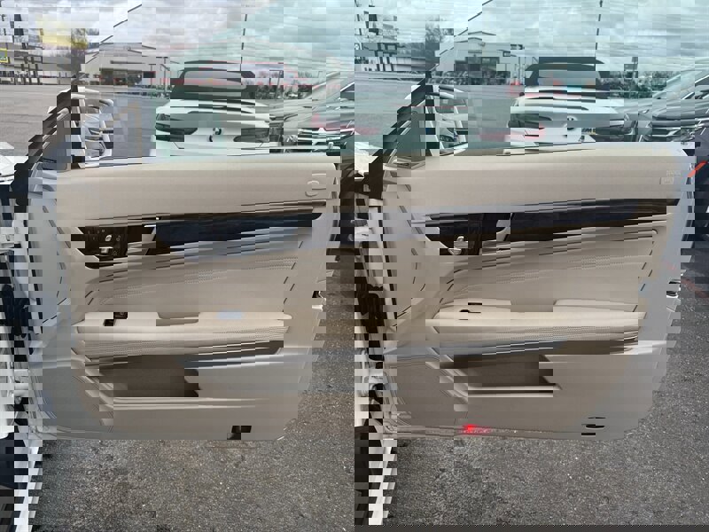 Used 2014 Mercedes-Benz E 350 Cabriolet image 25