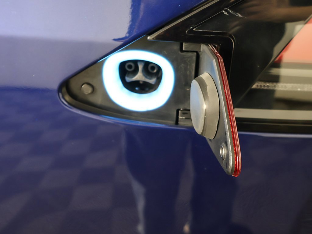 Used 2017 Tesla Model X 100D image 16